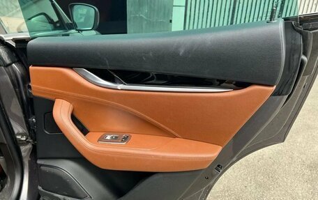 Maserati Levante I, 2019 год, 5 890 000 рублей, 18 фотография