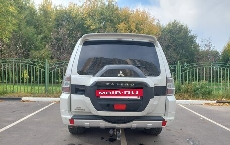 Mitsubishi Pajero IV, 2019 год, 3 700 000 рублей, 4 фотография