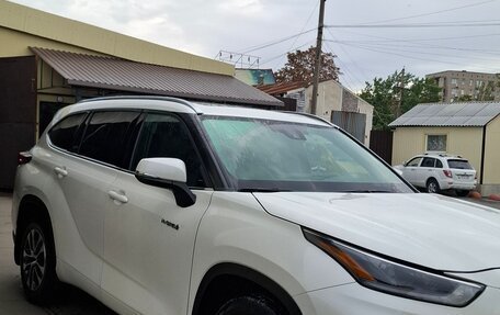Toyota Highlander, 2021 год, 3 900 000 рублей, 7 фотография
