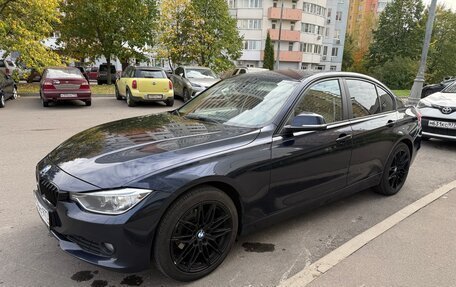 BMW 3 серия, 2015 год, 1 900 000 рублей, 2 фотография