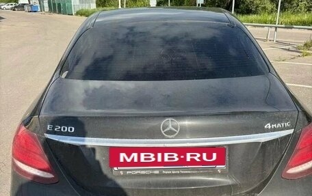 Mercedes-Benz E-Класс, 2019 год, 3 500 000 рублей, 4 фотография