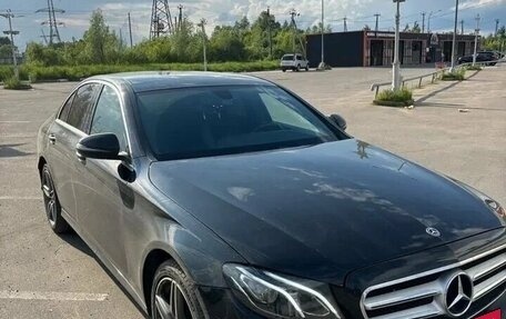 Mercedes-Benz E-Класс, 2019 год, 3 500 000 рублей, 2 фотография