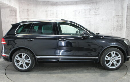 Volkswagen Touareg III, 2015 год, 3 099 000 рублей, 4 фотография