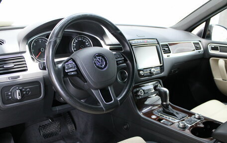 Volkswagen Touareg III, 2015 год, 3 099 000 рублей, 10 фотография