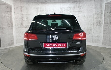 Volkswagen Touareg III, 2015 год, 3 099 000 рублей, 7 фотография