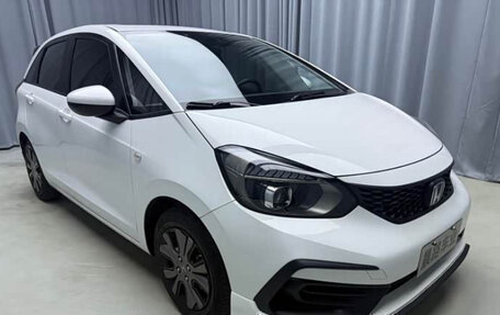 Honda Fit, 2022 год, 1 201 999 рублей, 3 фотография