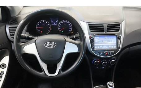 Hyundai Solaris II рестайлинг, 2012 год, 610 000 рублей, 8 фотография