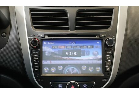 Hyundai Solaris II рестайлинг, 2012 год, 610 000 рублей, 10 фотография