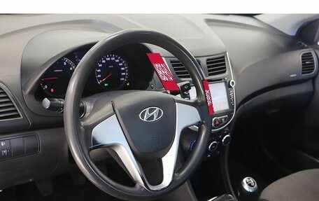 Hyundai Solaris II рестайлинг, 2012 год, 610 000 рублей, 6 фотография