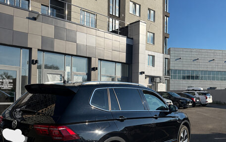 Volkswagen Tiguan II, 2023 год, 2 640 000 рублей, 3 фотография
