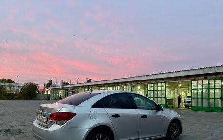 Chevrolet Cruze II, 2012 год, 600 000 рублей, 3 фотография