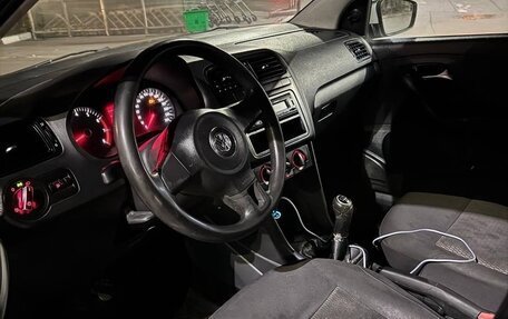 Volkswagen Polo VI (EU Market), 2011 год, 380 000 рублей, 7 фотография
