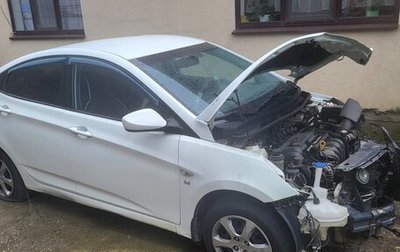 Hyundai Solaris II рестайлинг, 2011 год, 400 000 рублей, 1 фотография