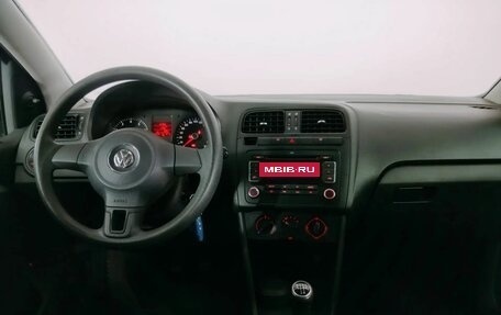 Volkswagen Polo VI (EU Market), 2011 год, 610 000 рублей, 16 фотография