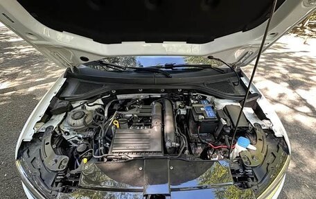 Volkswagen T-Roc I, 2023 год, 1 475 000 рублей, 11 фотография