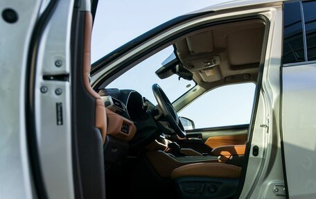 Toyota Highlander, 2025 год, 4 900 000 рублей, 12 фотография