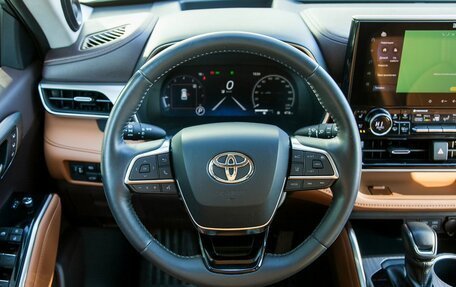 Toyota Highlander, 2025 год, 4 900 000 рублей, 16 фотография