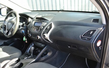 Hyundai ix35 I рестайлинг, 2010 год, 969 888 рублей, 7 фотография