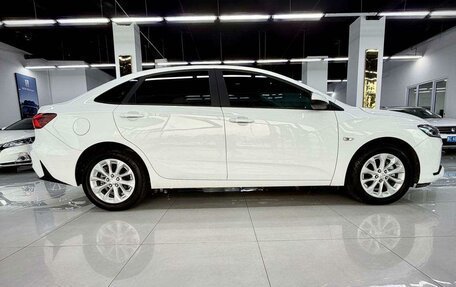 Chevrolet Monza, 2022 год, 960 000 рублей, 8 фотография