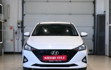 Hyundai Solaris II рестайлинг, 2021 год, 1 249 000 рублей, 2 фотография
