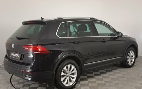 Volkswagen Tiguan II, 2017 год, 2 230 000 рублей, 5 фотография