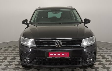 Volkswagen Tiguan II, 2017 год, 2 230 000 рублей, 2 фотография