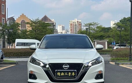 Nissan Altima VI (L34), 2022 год, 1 725 000 рублей, 2 фотография