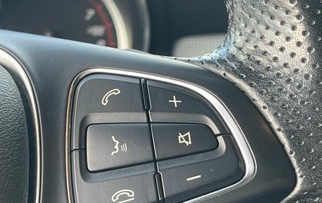 Mercedes-Benz GLA, 2019 год, 2 300 000 рублей, 18 фотография