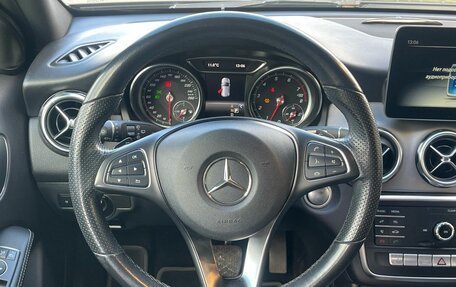 Mercedes-Benz GLA, 2019 год, 2 300 000 рублей, 21 фотография