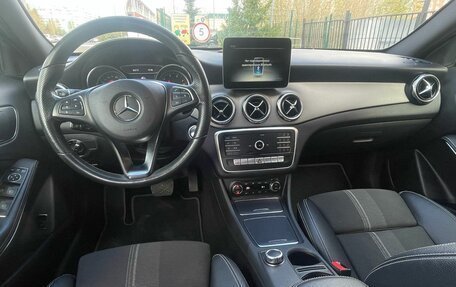 Mercedes-Benz GLA, 2019 год, 2 300 000 рублей, 24 фотография