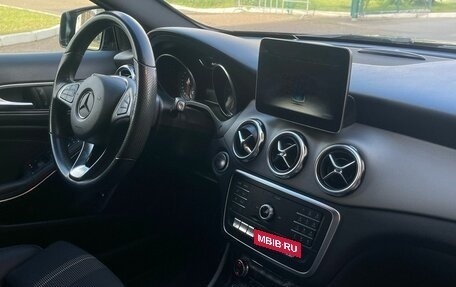 Mercedes-Benz GLA, 2019 год, 2 300 000 рублей, 23 фотография