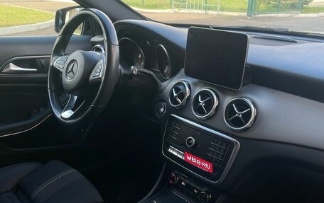 Mercedes-Benz GLA, 2019 год, 2 300 000 рублей, 22 фотография