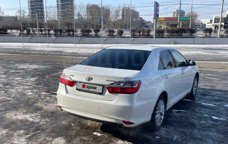 Toyota Camry, 2015 год, 2 200 000 рублей, 4 фотография