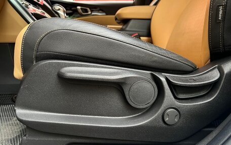 KIA Carnival, 2021 год, 3 999 000 рублей, 24 фотография