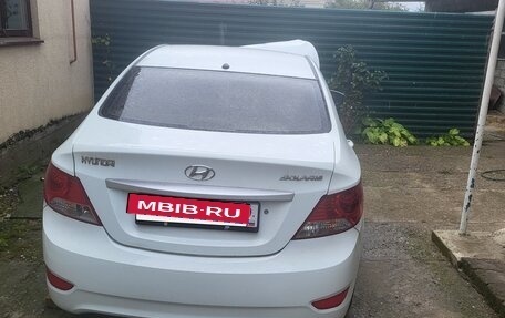 Hyundai Solaris II рестайлинг, 2011 год, 400 000 рублей, 4 фотография
