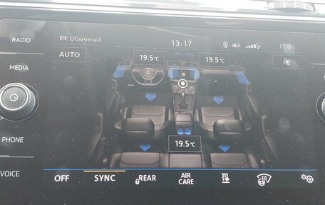 Volkswagen Tiguan II, 2017 год, 2 490 000 рублей, 23 фотография