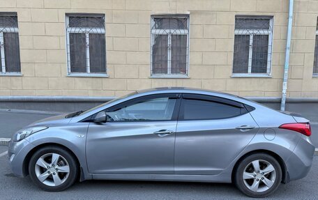 Hyundai Elantra V, 2011 год, 899 000 рублей, 2 фотография