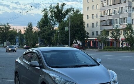 Hyundai Elantra V, 2011 год, 899 000 рублей, 3 фотография