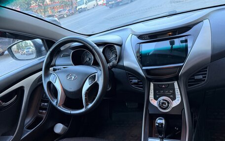 Hyundai Elantra V, 2011 год, 899 000 рублей, 6 фотография