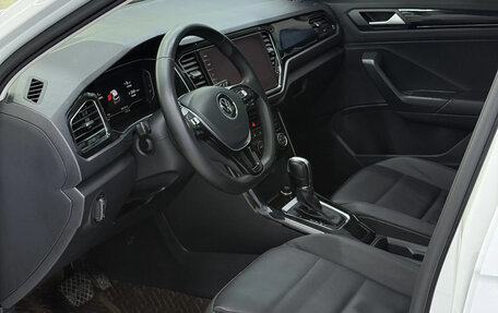 Volkswagen T-Roc I, 2022 год, 1 670 500 рублей, 17 фотография