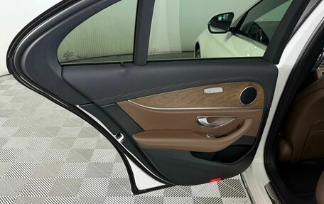 Mercedes-Benz E-Класс, 2021 год, 4 349 000 рублей, 10 фотография