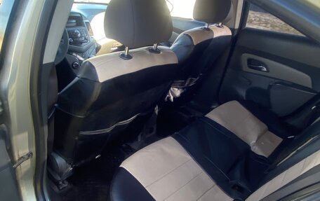 Chevrolet Cruze II, 2010 год, 350 000 рублей, 5 фотография