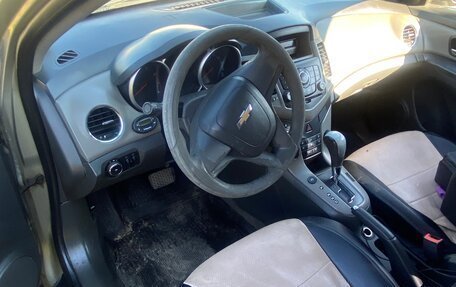 Chevrolet Cruze II, 2010 год, 350 000 рублей, 4 фотография