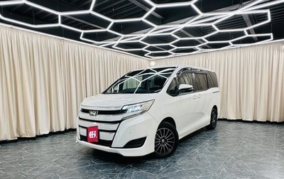 Toyota Noah III, 2019 год, 2 199 999 рублей, 1 фотография