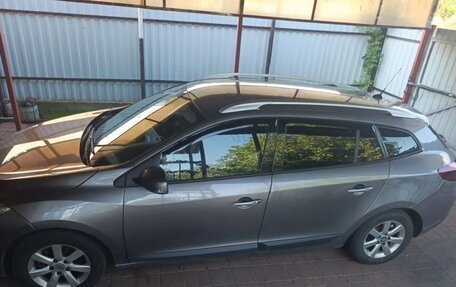 Renault Megane III, 2010 год, 600 000 рублей, 2 фотография
