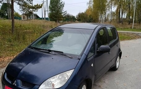 Mitsubishi Colt VI рестайлинг, 2004 год, 220 000 рублей, 1 фотография