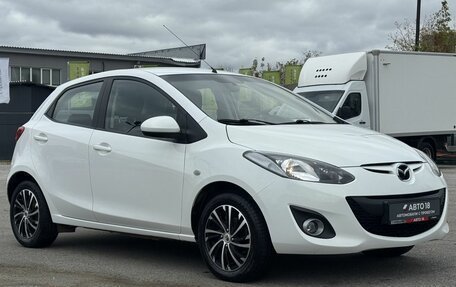 Mazda 2 III, 2011 год, 799 000 рублей, 2 фотография