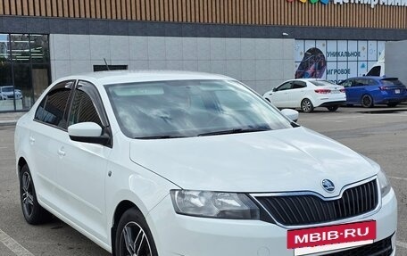 Skoda Rapid I, 2015 год, 830 000 рублей, 3 фотография