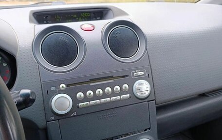 Mitsubishi Colt VI рестайлинг, 2004 год, 220 000 рублей, 3 фотография