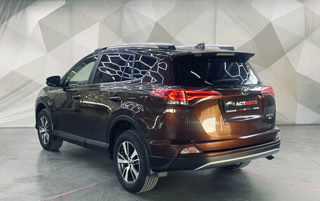 Toyota RAV4, 2017 год, 2 320 000 рублей, 4 фотография